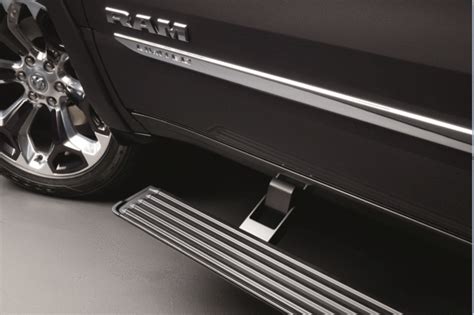 <strong>1500</strong> Classic. . 2019 ram 1500 power running boards